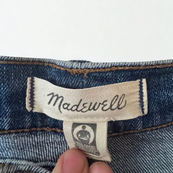 Perfect Blue Jean- Madewell Classic Straight Jeans — Size 31T (Tall) - Picture 2 of 4